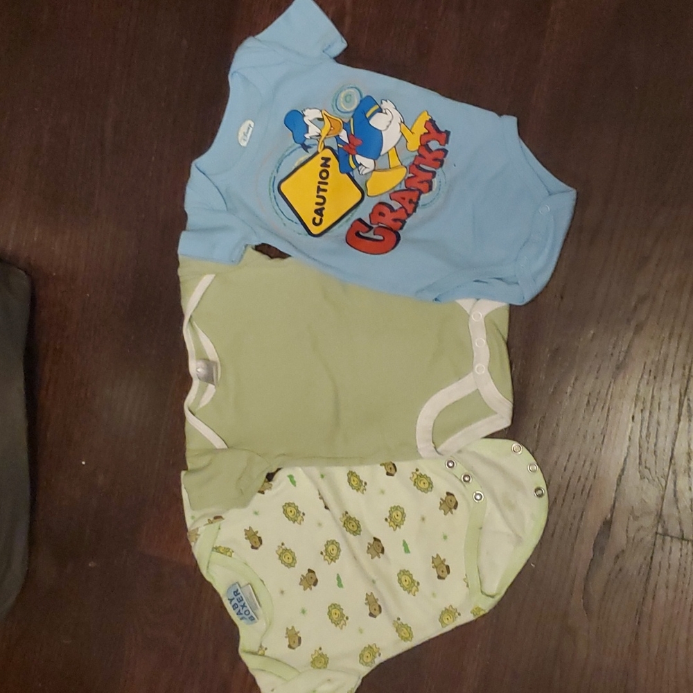 Set of 3 boy's onesies size 3-6 months